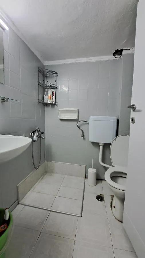 Beachfront Apartment 10M From The Beach باراليا ديونيسيو 0*,  اليونان
